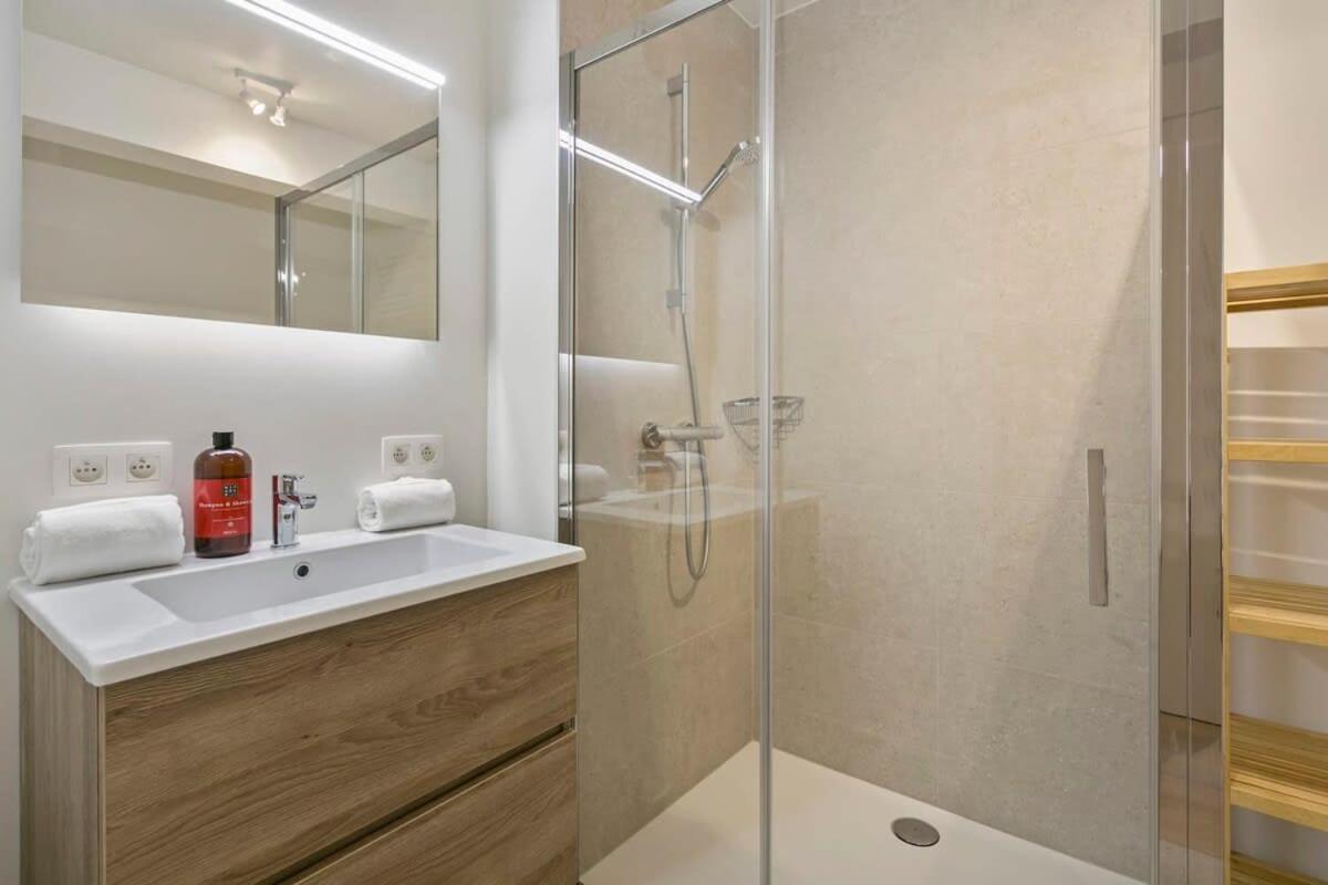 Huswell - Majestic Apartment With Breathtaking Sea View De Haan Exteriör bild